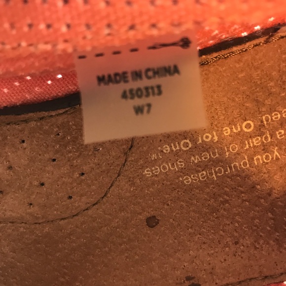 Toms Flat Samon Size 7 - Picture 6 of 6